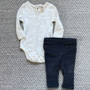 Oshkosh baby girl outfit 6 mo